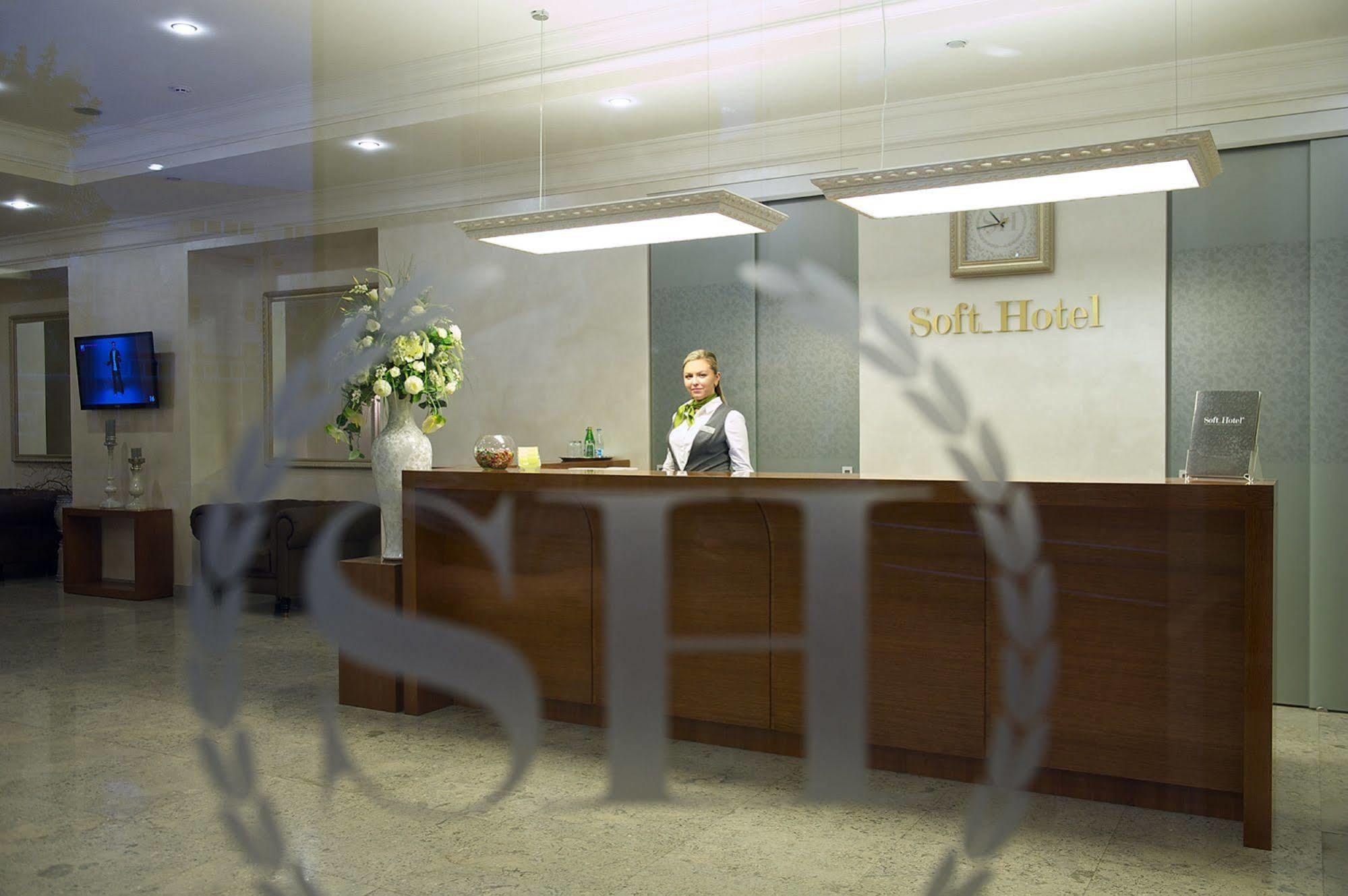 Soft Hotel คราสโนยาสก์ ภายนอก รูปภาพ